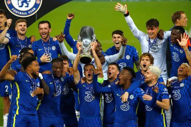 欧冠-费兰托雷斯双响拉菲尼亚破门 巴萨3-2多特